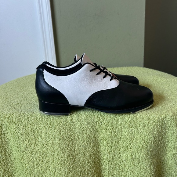 Bloch Black and White Women's Dance Tap Shoes - Picture 2 of 10